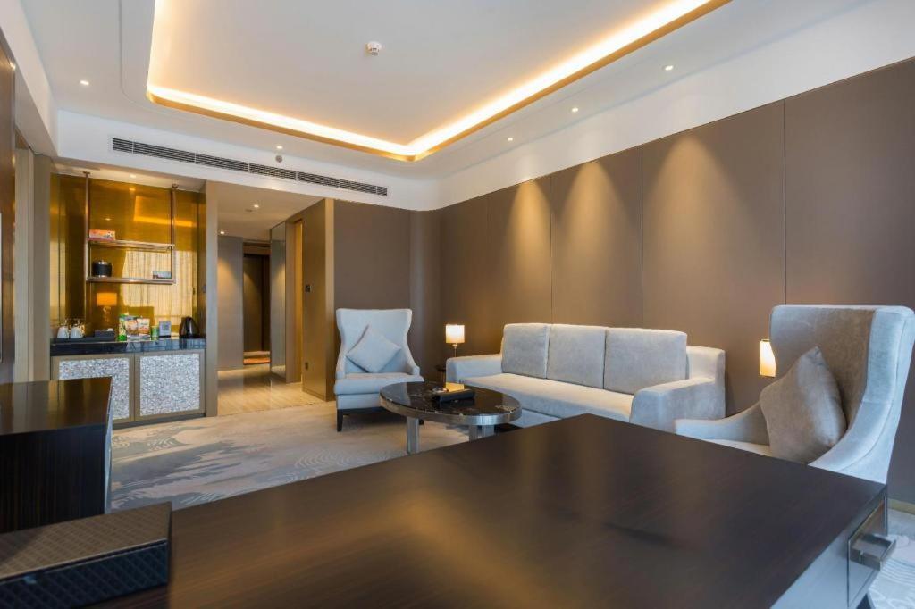 The Qube Hotel Jingzhou Exterior foto