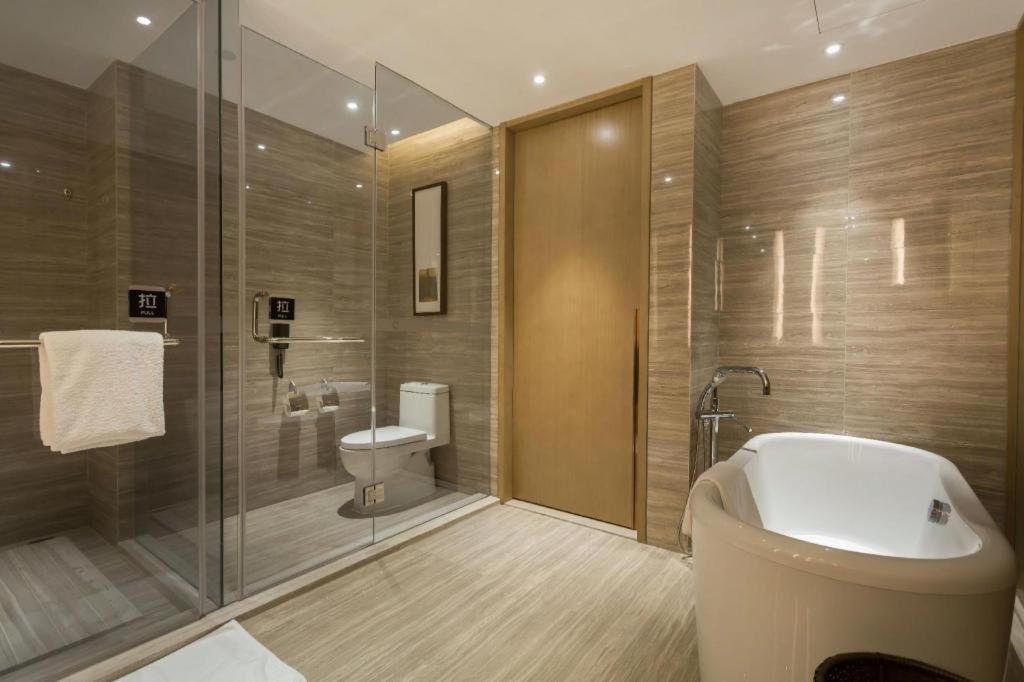 The Qube Hotel Jingzhou Exterior foto